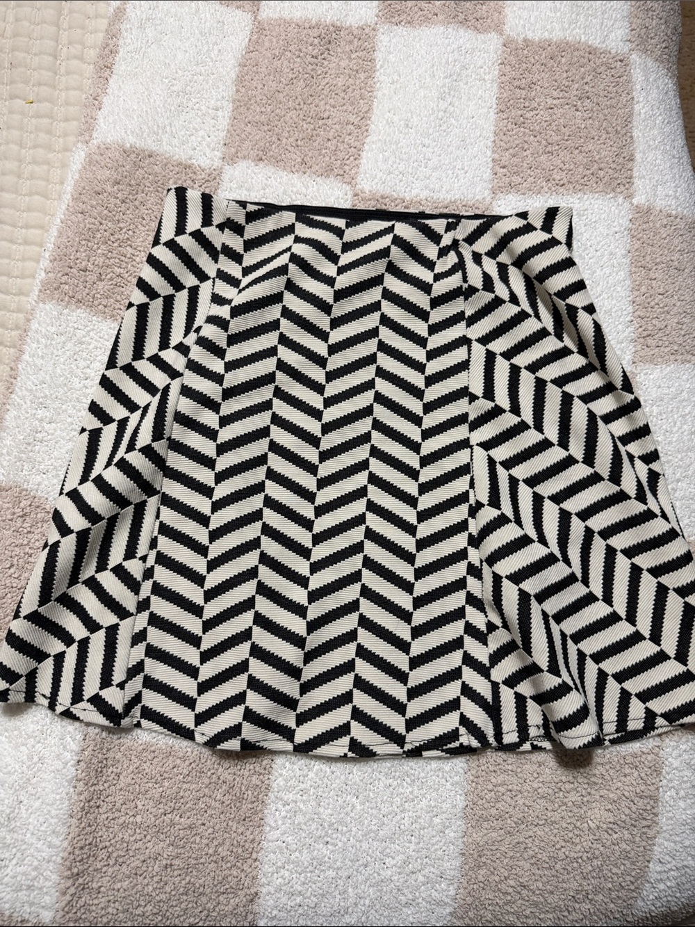 Zara Trafaluc A-line mini skirt
